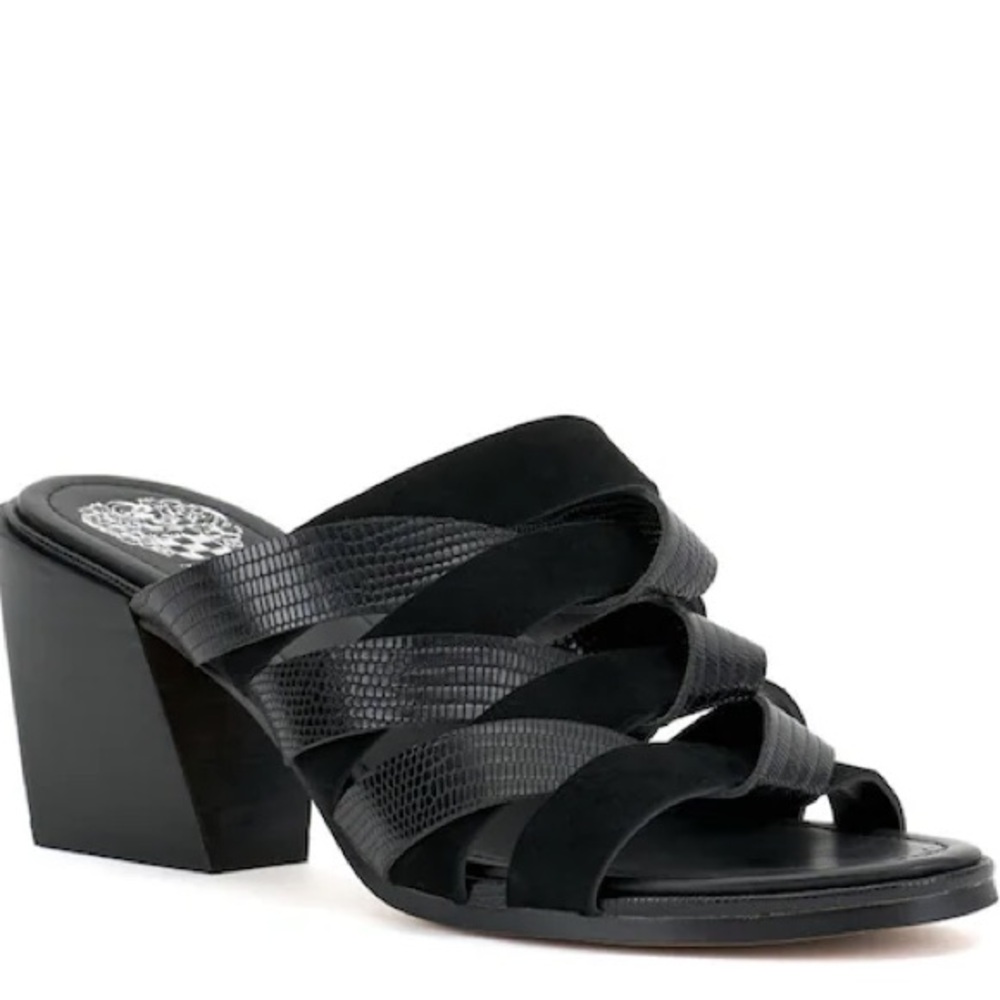 NWOT Vince Camuto Deljesta Sandal